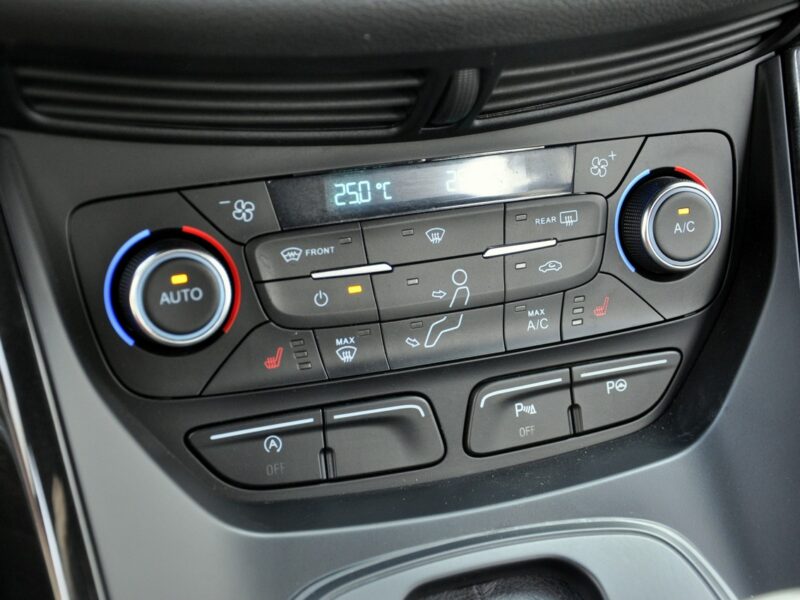 Ford Kuga 1,5TDCi 120KM STline/FWD/Alcantara/Serwisowany/Led/Navi/Android/PDC II (2012-)