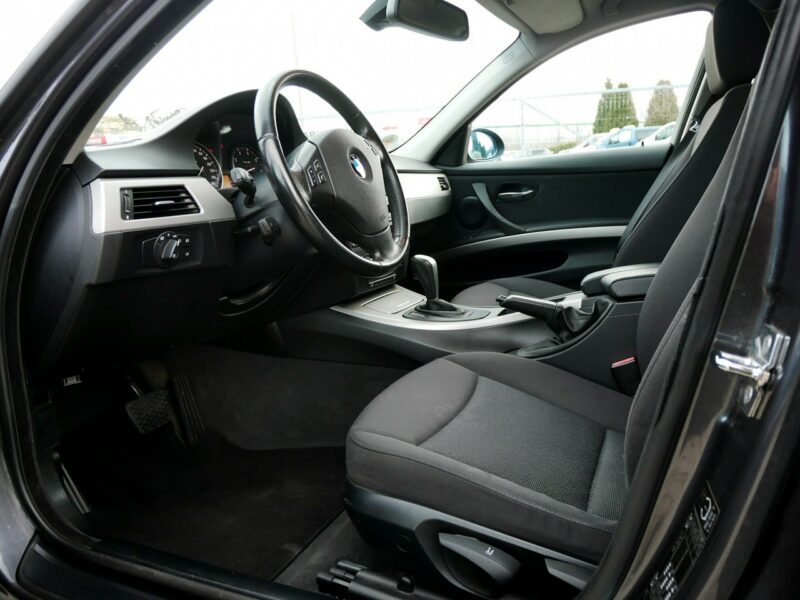 BMW 318 2.0 318i 143KM Kombi -Automat - Nowy rozrząd -Bardzo zadbana -Zobacz E90 (2005-2012)
