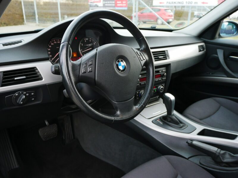 BMW 318 2.0 318i 143KM Kombi -Automat - Nowy rozrząd -Bardzo zadbana -Zobacz E90 (2005-2012)