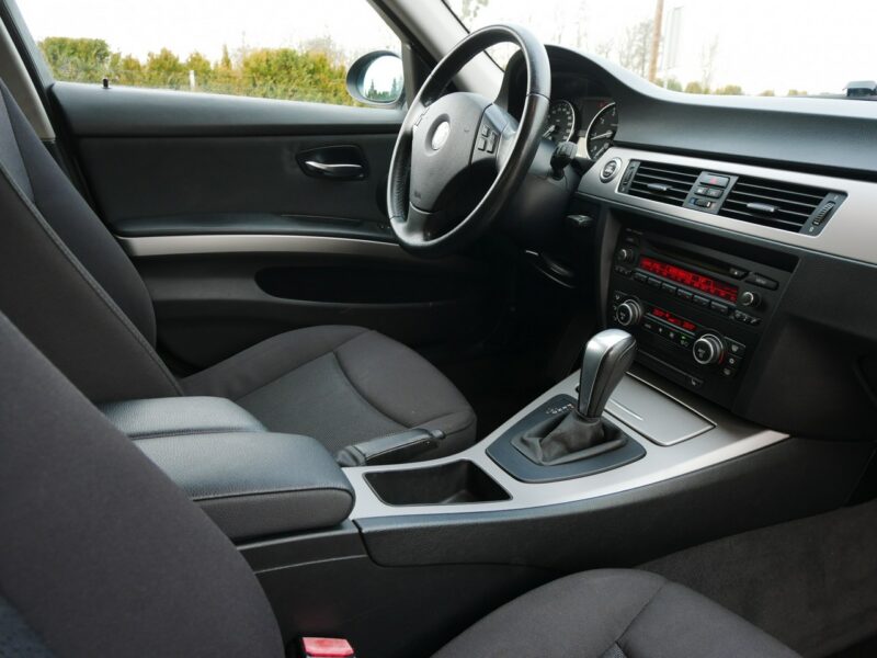 BMW 318 2.0 318i 143KM Kombi -Automat - Nowy rozrząd -Bardzo zadbana -Zobacz E90 (2005-2012)