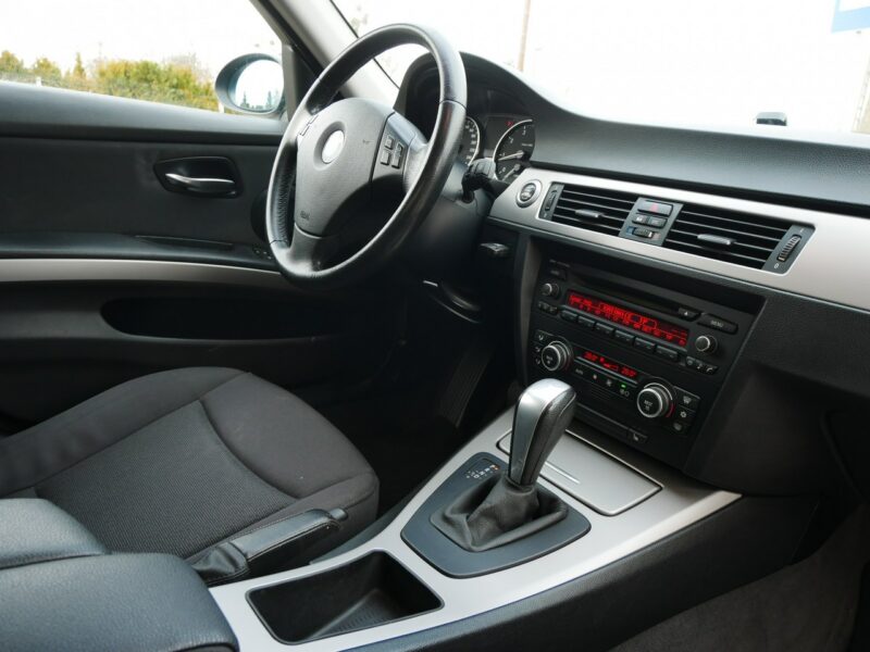BMW 318 2.0 318i 143KM Kombi -Automat - Nowy rozrząd -Bardzo zadbana -Zobacz E90 (2005-2012)