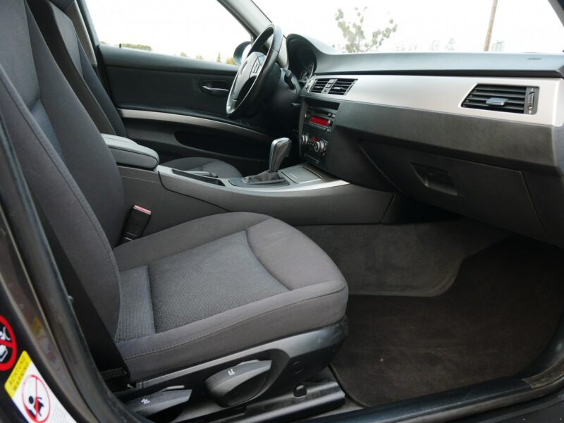 BMW 318 2.0 318i 143KM Kombi -Automat - Nowy rozrząd -Bardzo zadbana -Zobacz E90 (2005-2012)