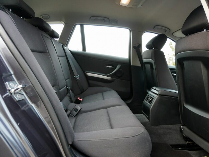 BMW 318 2.0 318i 143KM Kombi -Automat - Nowy rozrząd -Bardzo zadbana -Zobacz E90 (2005-2012)