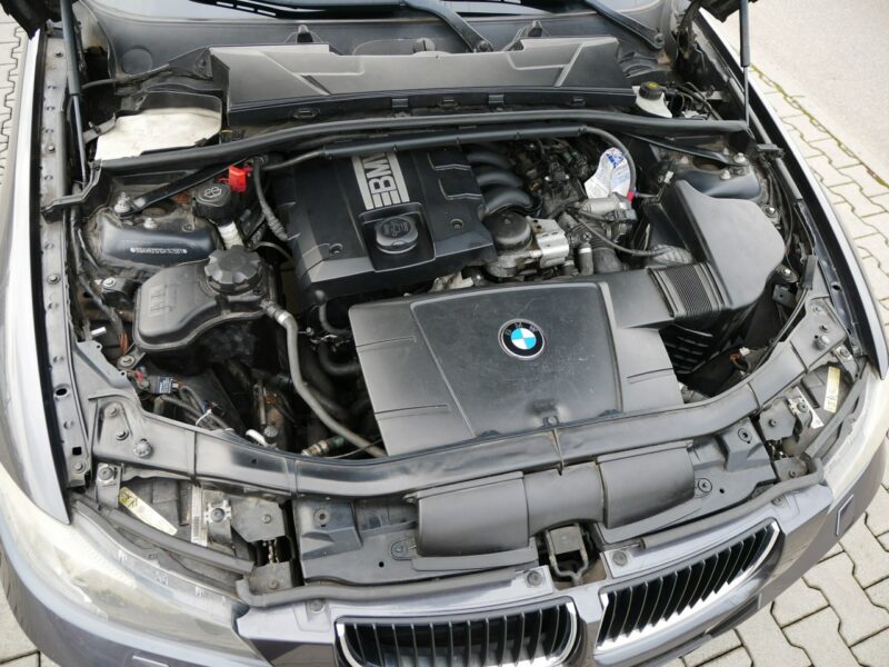 BMW 318 2.0 318i 143KM Kombi -Automat - Nowy rozrząd -Bardzo zadbana -Zobacz E90 (2005-2012)