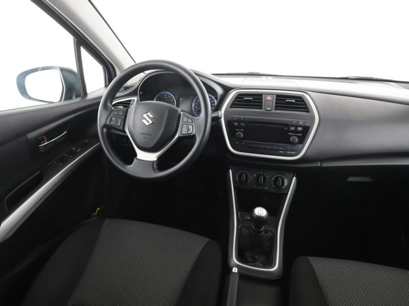 Suzuki SX4 S-Cross klimatyzacja grzane fotele multifunkcja