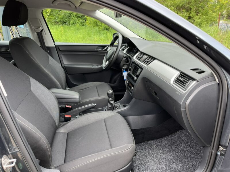 Škoda RAPID 1.4 1wł Oryginal Lakier CLimatronic KS Serw Stan BDB Bezwypadk Opłacon