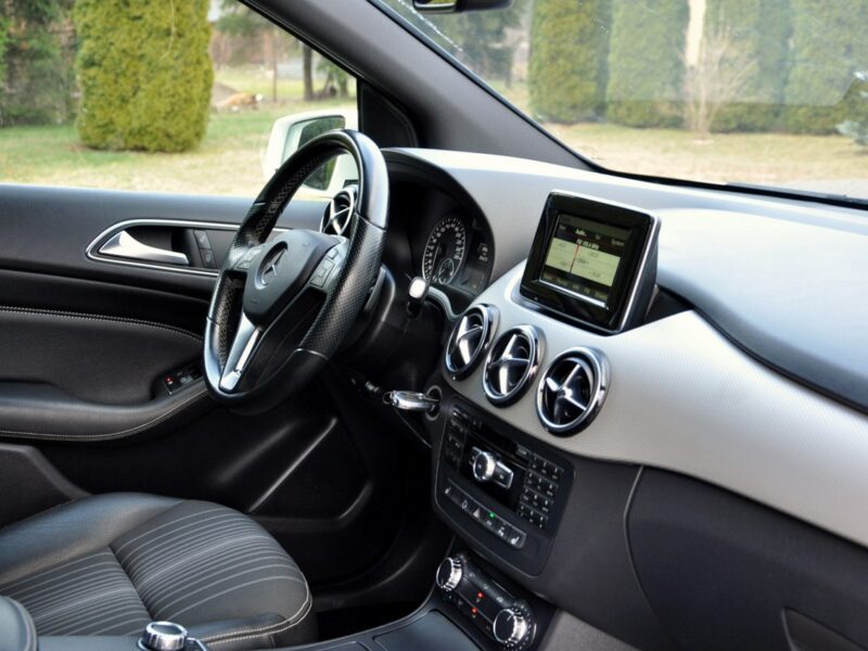 Mercedes B 220 2.2CDI(170KM)*Radar*Xenon*Led*Duża Navi*Kamera*Skóry*2xParkt*Alu17"ASO W246 (2011-)