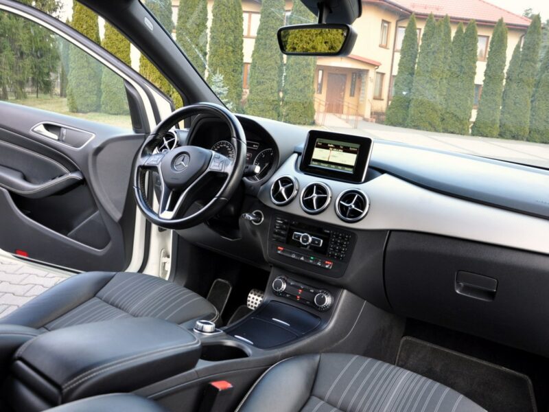Mercedes B 220 2.2CDI(170KM)*Radar*Xenon*Led*Duża Navi*Kamera*Skóry*2xParkt*Alu17"ASO W246 (2011-)