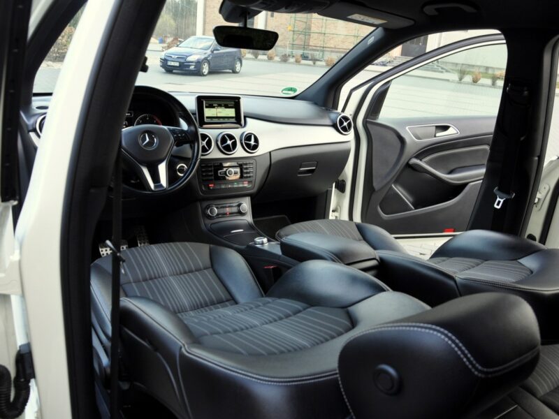 Mercedes B 220 2.2CDI(170KM)*Radar*Xenon*Led*Duża Navi*Kamera*Skóry*2xParkt*Alu17"ASO W246 (2011-)