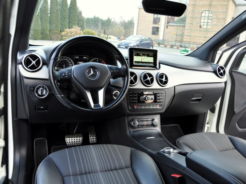 Mercedes B 220 2.2CDI(170KM)*Radar*Xenon*Led*Duża Navi*Kamera*Skóry*2xParkt*Alu17"ASO W246 (2011-)