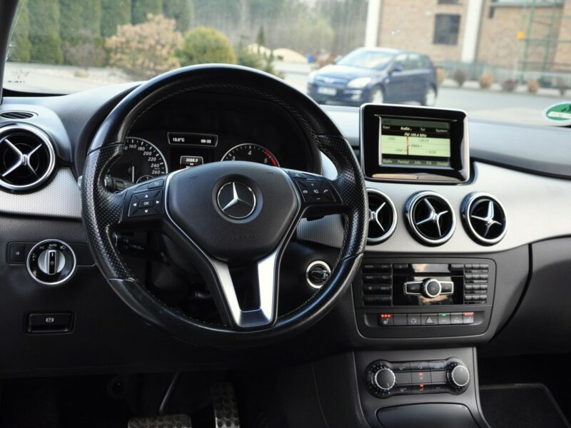 Mercedes B 220 2.2CDI(170KM)*Radar*Xenon*Led*Duża Navi*Kamera*Skóry*2xParkt*Alu17"ASO W246 (2011-)