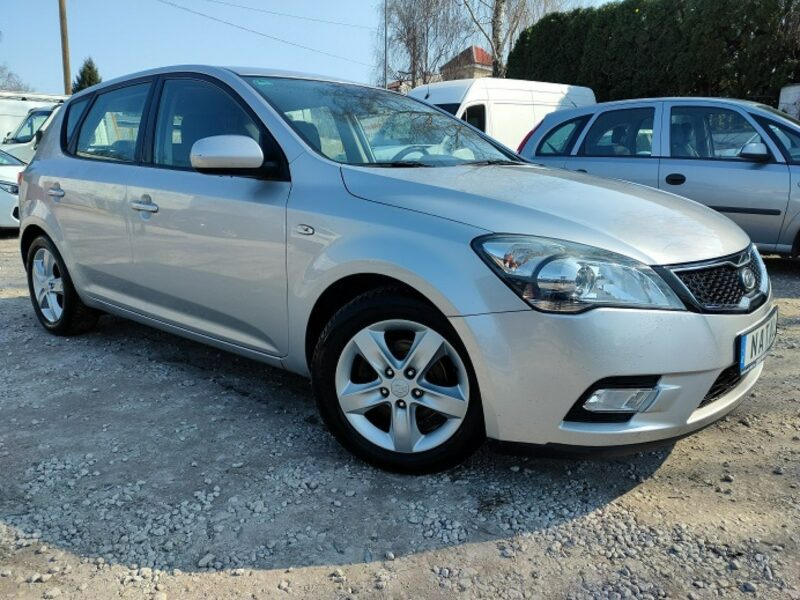 Kia Cee'd Navigacja!Kamera!Klimatronik!Parktronik!tylko 127.000 km I (2006-2012)