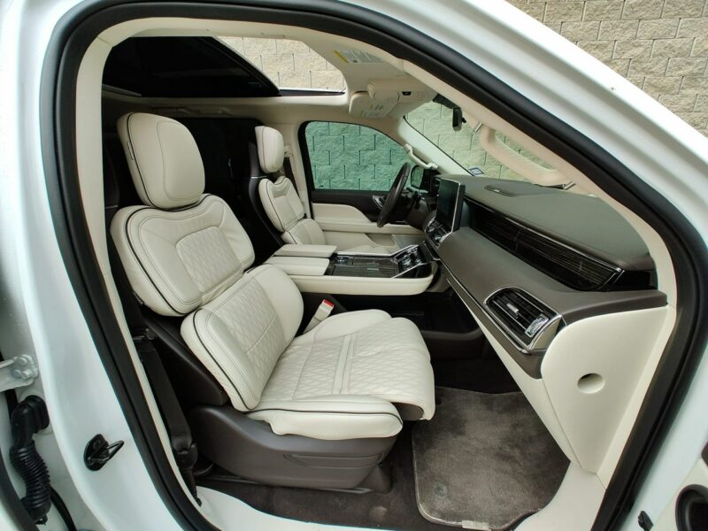 Lincoln Navigator III (U326) (2007-)