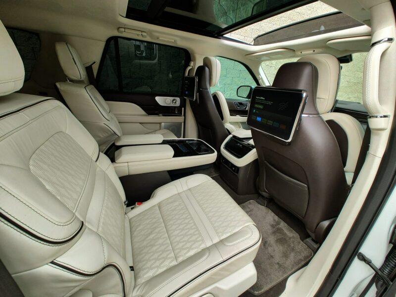 Lincoln Navigator III (U326) (2007-)