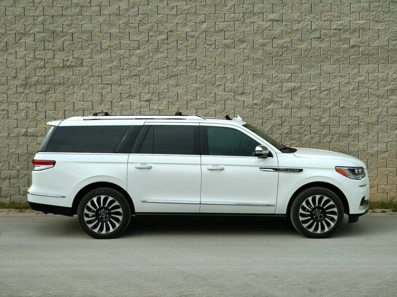 Lincoln Navigator III (U326) (2007-)