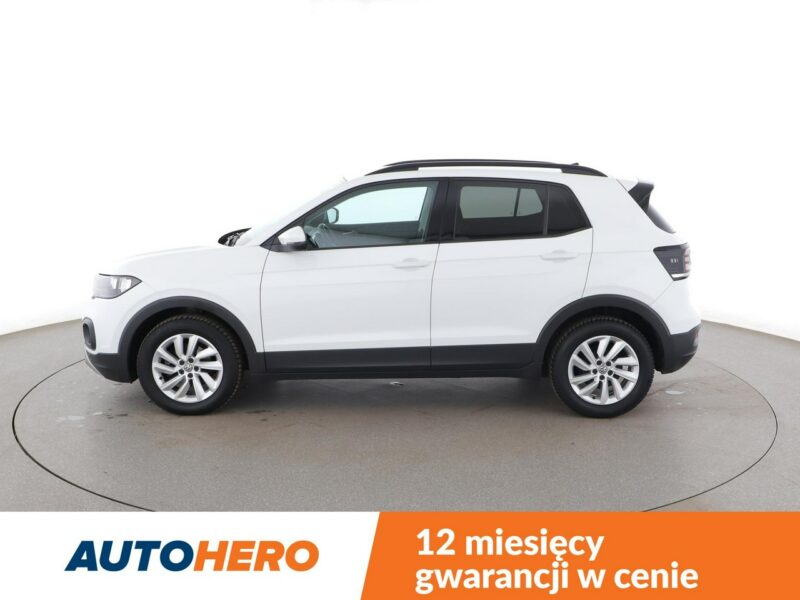 Volkswagen T-Cross Historia serwisowa Navi Czujniki parkowania pród+tył Podgrzewane fotel
