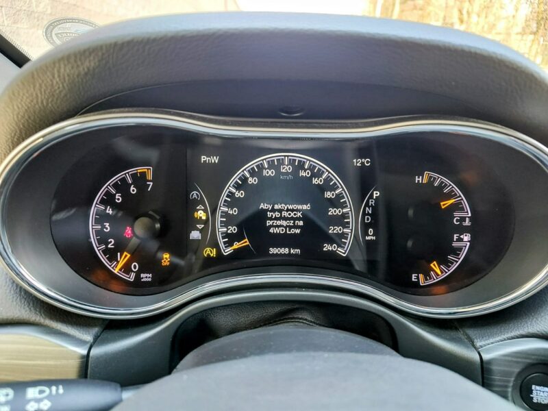 Jeep Grand Cherokee IV (2010-)
