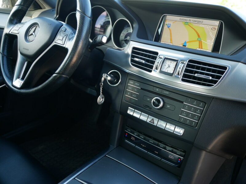 Mercedes E 200 2.0 CGI 184KM [Eu5] Sedan Automat -Skóra -Navi -Full LED -Zobacz W212 (2009-)