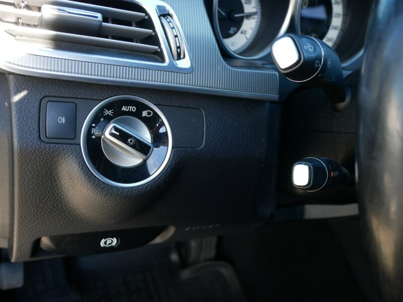 Mercedes E 200 2.0 CGI 184KM [Eu5] Sedan Automat -Skóra -Navi -Full LED -Zobacz W212 (2009-)