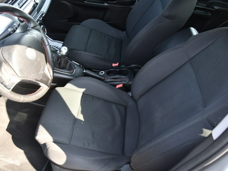Alfa Romeo Giulietta 1,4Turbo Dudki11 Klimatronic.El.szyby.Centralka.Ledy.Hak.OKAZJA