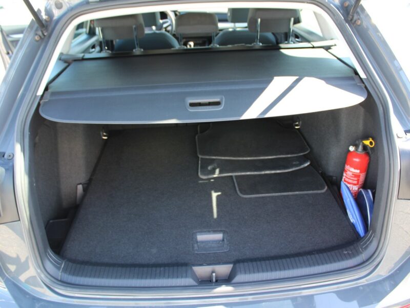 Volkswagen Golf LIFE Virtual F-vat Salon Polska Gwarancja VIII (2020-)