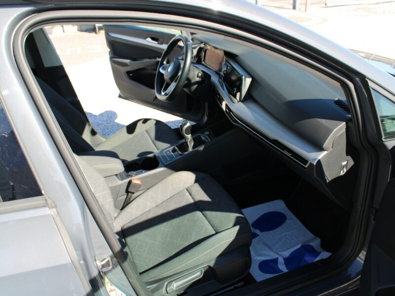 Volkswagen Golf LIFE Virtual F-vat Salon Polska Gwarancja VIII (2020-)