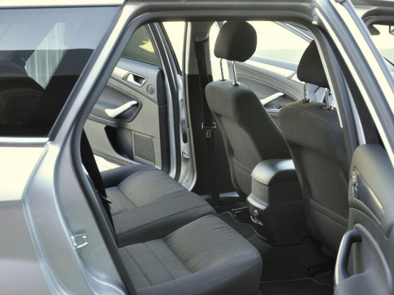 Ford Mondeo 2.0TDCi/ 163KM /Navi/LEDy/Converse/Alufelgi/Pod.fotele/2xkoła/PDC Mk4 (2007-2014)