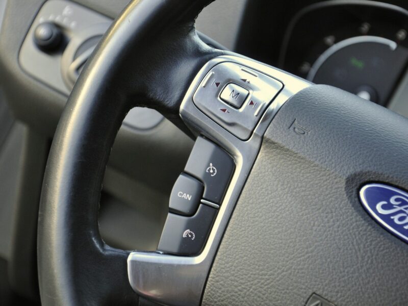 Ford Mondeo 2.0TDCi/ 163KM /Navi/LEDy/Converse/Alufelgi/Pod.fotele/2xkoła/PDC Mk4 (2007-2014)