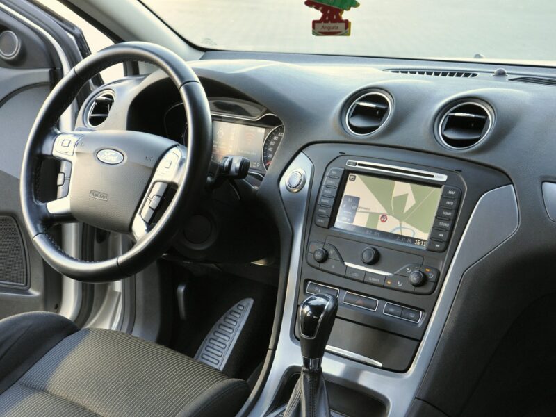 Ford Mondeo 2.0TDCi/ 163KM /Navi/LEDy/Converse/Alufelgi/Pod.fotele/2xkoła/PDC Mk4 (2007-2014)
