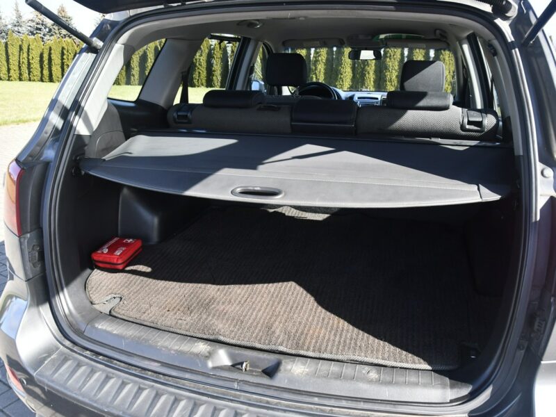 Toyota Avensis 1,6VVTi 132KM Soll/Alufelgi/Parktronic/Zadbany/Model2011 III (2009-)