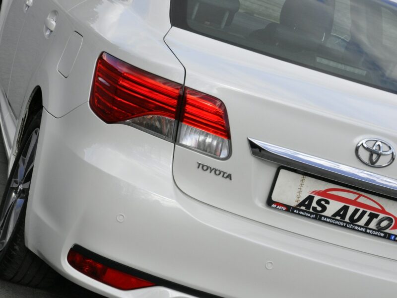 Toyota Avensis 2.0VVTi 152KM Executive/SerwisASO/Kamera/Ledy/Navi/PółSkóry/Parktronic III (2009-)