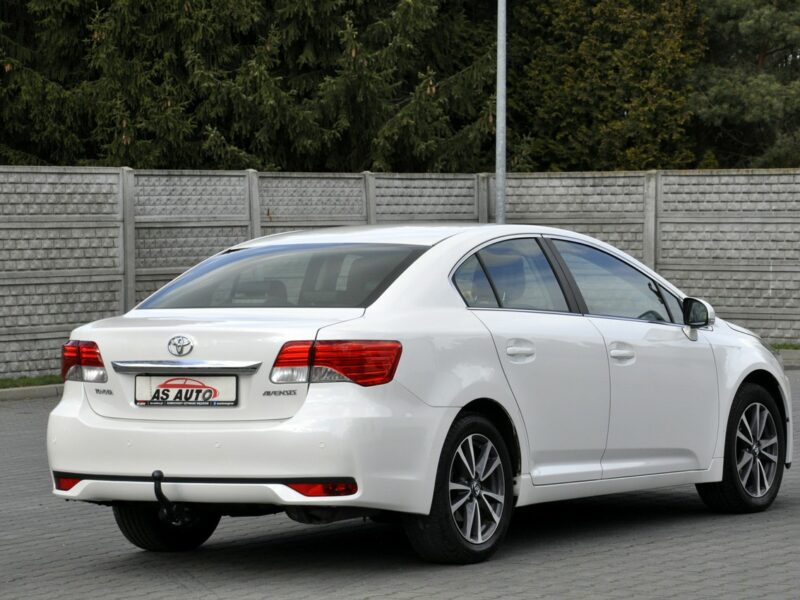 Toyota Avensis 2.0VVTi 152KM Executive/SerwisASO/Kamera/Ledy/Navi/PółSkóry/Parktronic III (2009-)