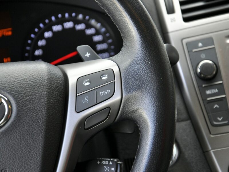 Toyota Avensis 2.0VVTi 152KM Executive/SerwisASO/Kamera/Ledy/Navi/PółSkóry/Parktronic III (2009-)