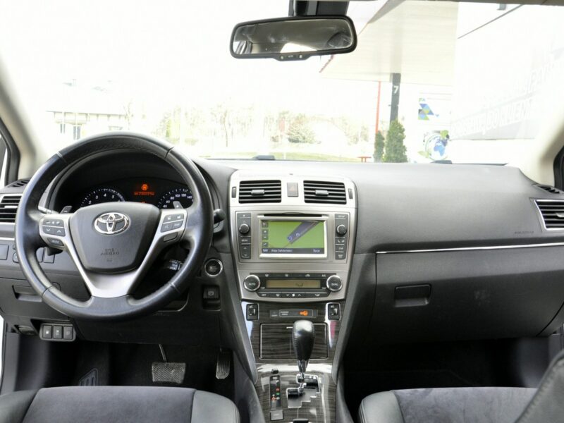Toyota Avensis 2.0VVTi 152KM Executive/SerwisASO/Kamera/Ledy/Navi/PółSkóry/Parktronic III (2009-)