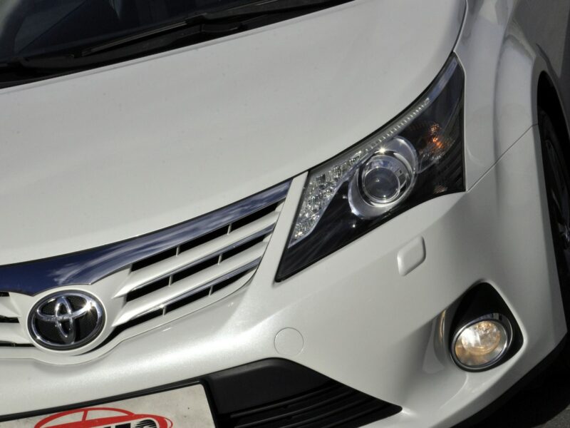 Toyota Avensis 2.0VVTi 152KM Executive/SerwisASO/Kamera/Ledy/Navi/PółSkóry/Parktronic III (2009-)