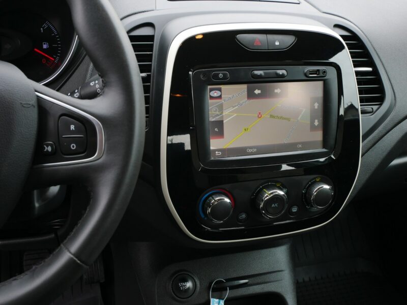 Renault Captur 0.9 TCe 90KM [Eu6] -Navi -Zobacz I (2013-2019)