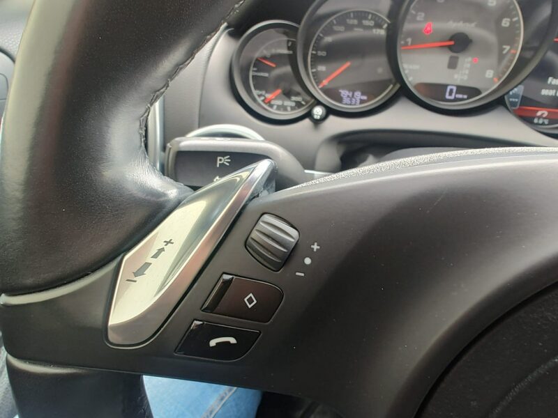 Porsche Cayenne S II (2010-)