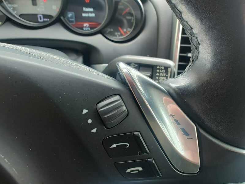 Porsche Cayenne S II (2010-)