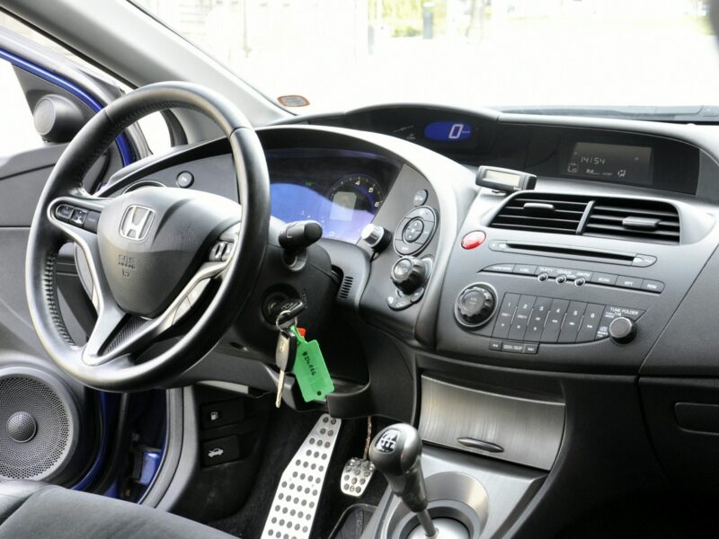 Honda Civic 1,8i-Vtec 140KM SPORT/Półskóry/Serwisowany/Parktronic/Alu VIII (2006-2011)