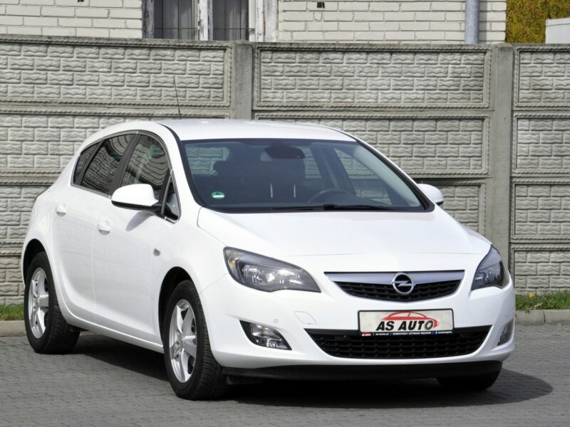 Opel Astra 1,6T 180KM Edition/Tempomat/Alufelgi/Parktronic/Climatronic/ J (2009-2019)