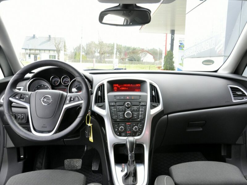 Opel Astra 1,6T 180KM Edition/Tempomat/Alufelgi/Parktronic/Climatronic/ J (2009-2019)