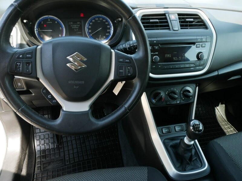 Suzuki SX4 S-Cross 1.6 DDiS 120KM [Eu5] - Grzane fotele -Zobacz