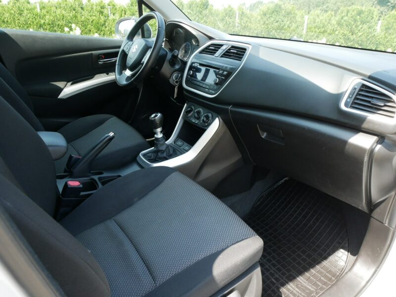 Suzuki SX4 S-Cross 1.6 DDiS 120KM [Eu5] - Grzane fotele -Zobacz