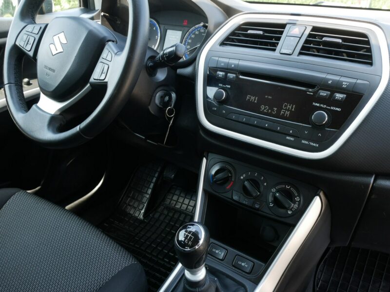 Suzuki SX4 S-Cross 1.6 DDiS 120KM [Eu5] - Grzane fotele -Zobacz