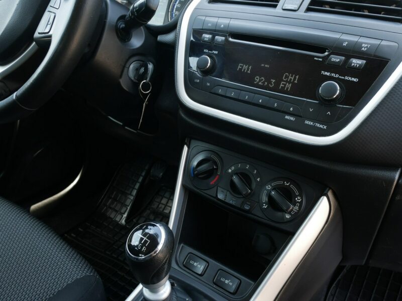 Suzuki SX4 S-Cross 1.6 DDiS 120KM [Eu5] - Grzane fotele -Zobacz