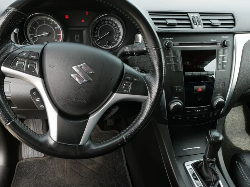 Suzuki Kizashi 2.4VVT 178KM [Eu5] Sport 4x4 AWD -Automat -Skóra -Serwisowany do końca