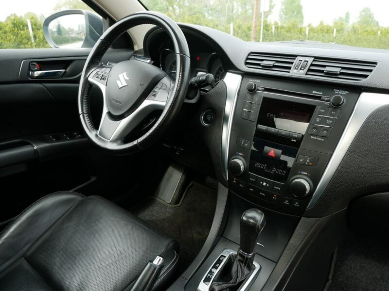 Suzuki Kizashi 2.4VVT 178KM [Eu5] Sport 4x4 AWD -Automat -Skóra -Serwisowany do końca