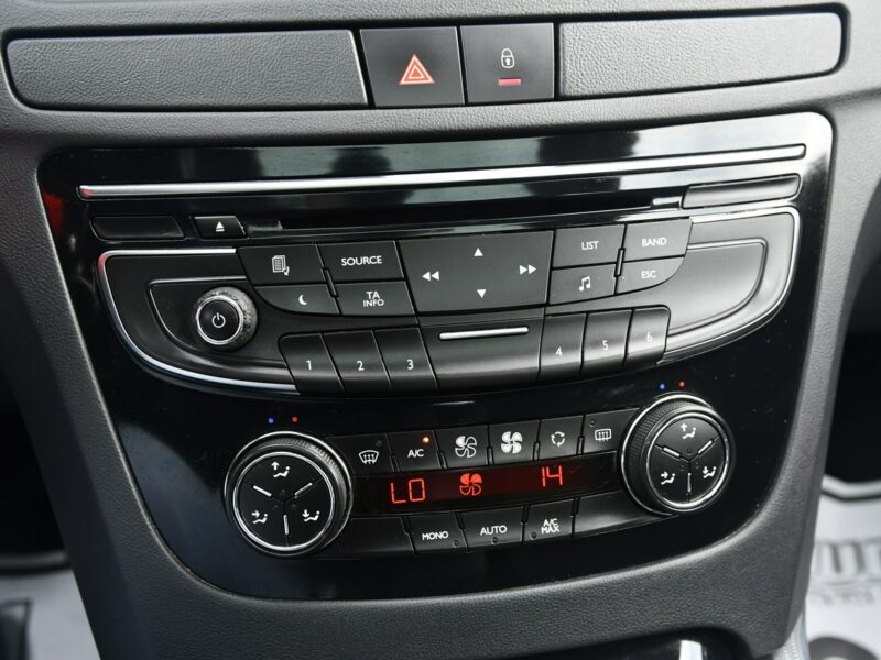 Opel Astra 1,6Benz OPC.Serwis.Klimatronic.Navigacja.Hak.Pół-skóry H (2004-2014)