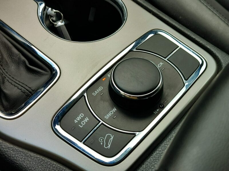 Jeep Grand Cherokee IV (2010-)