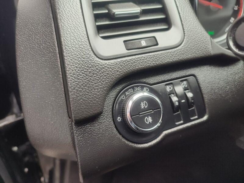 Opel Insignia serwis nawigacja zadbana Gwarancja A (2008-2017)